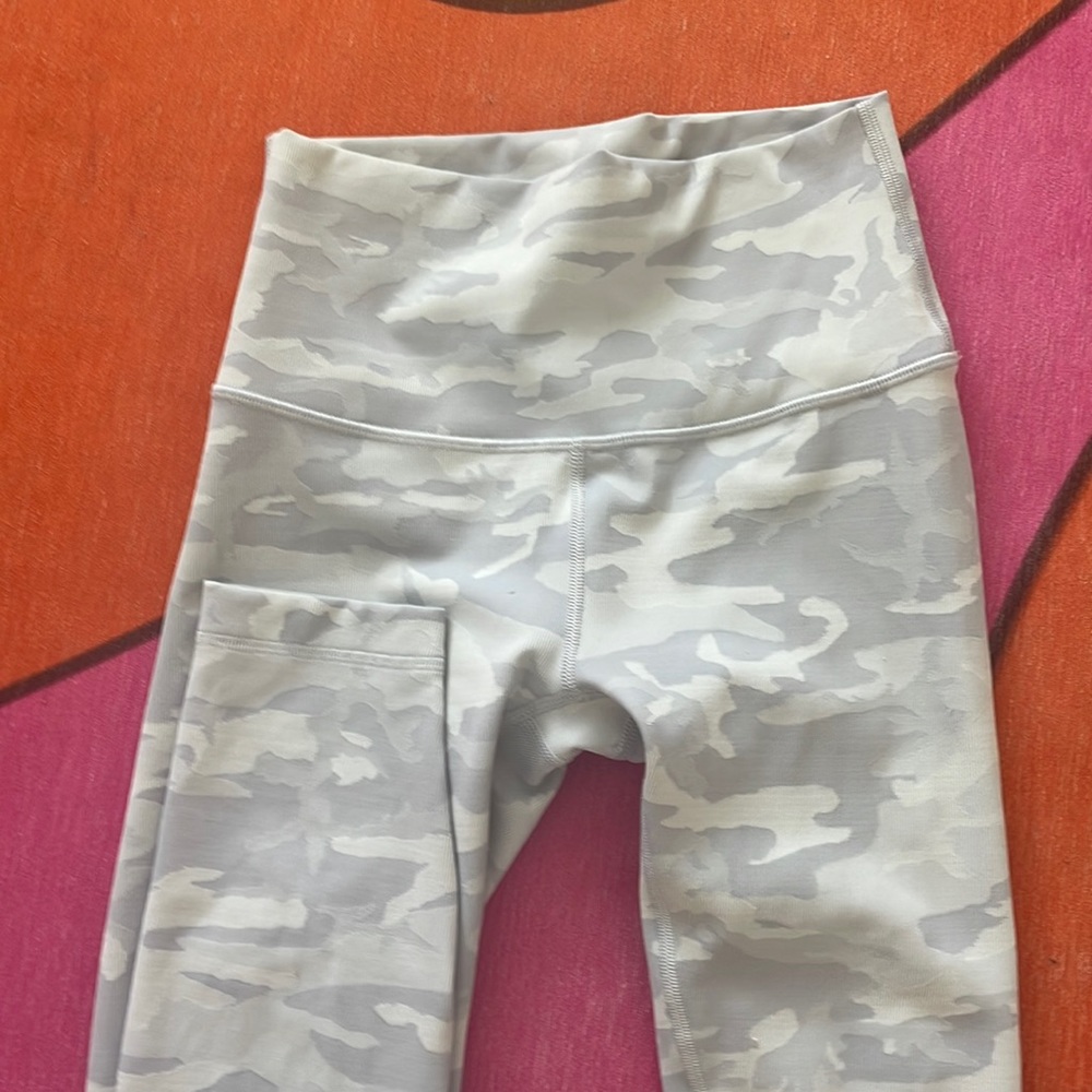 Camo lululemon leggings